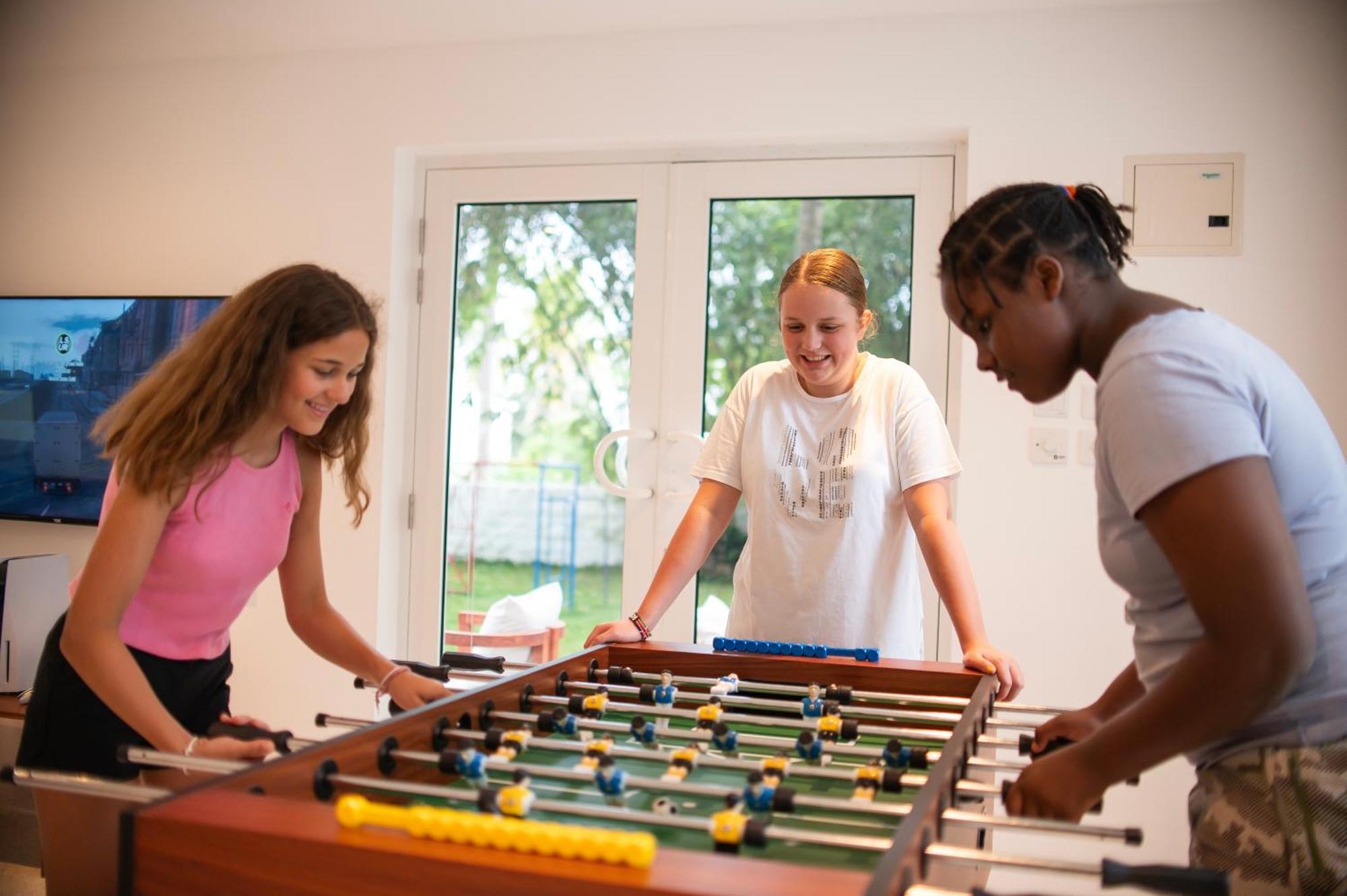 Diamonds Leisure Beach & Golf Resort Playa de Diani Exterior foto Table football