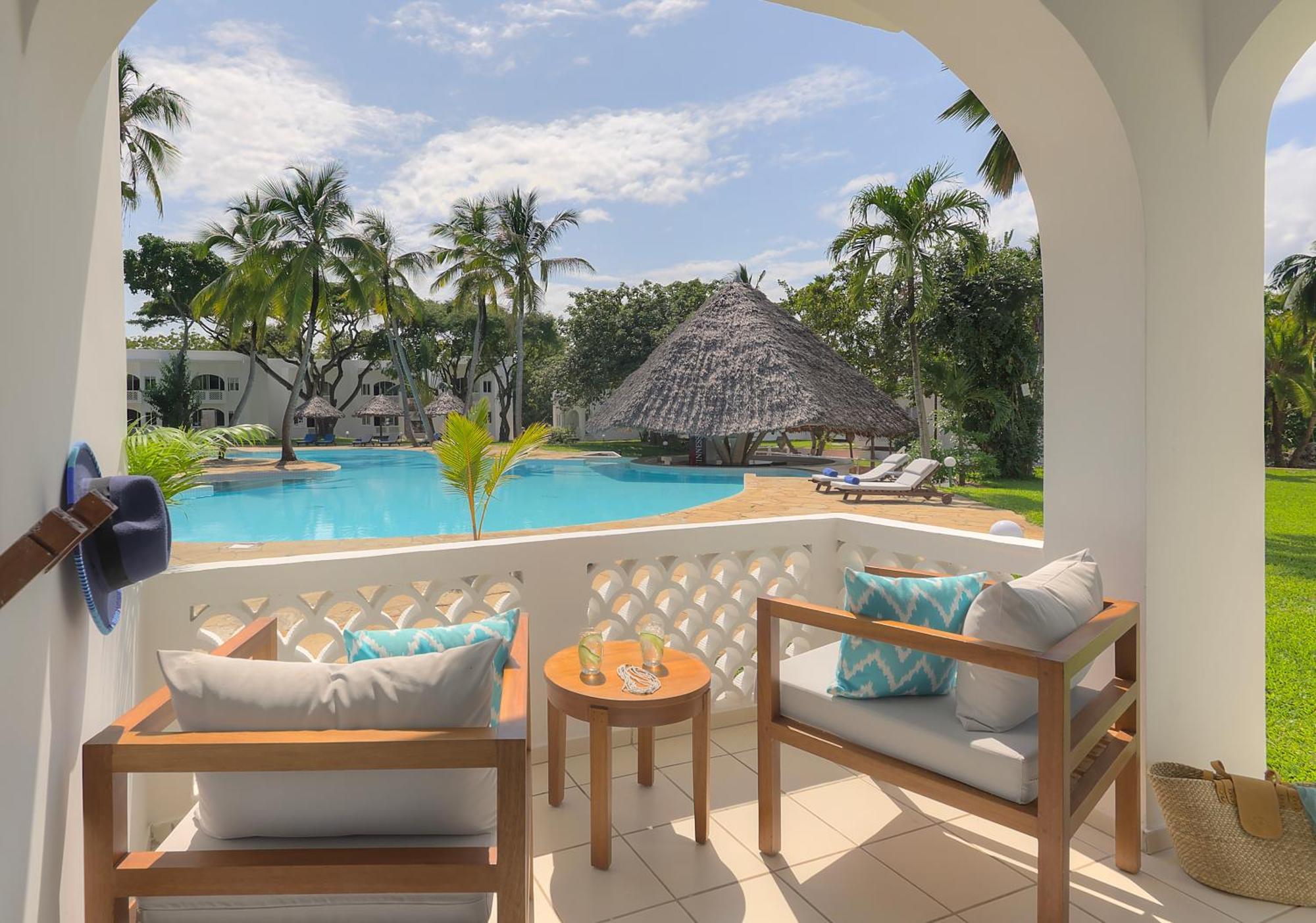 Diamonds Leisure Beach & Golf Resort Playa de Diani Exterior foto The Tides Hotel